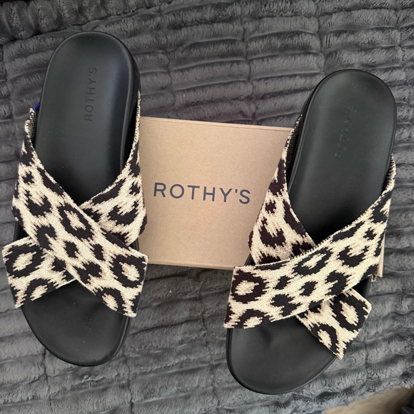 Rothy's Shoes - Rothy's The Weekend Slide Sandy Cat Women's Sandals 10.5 box